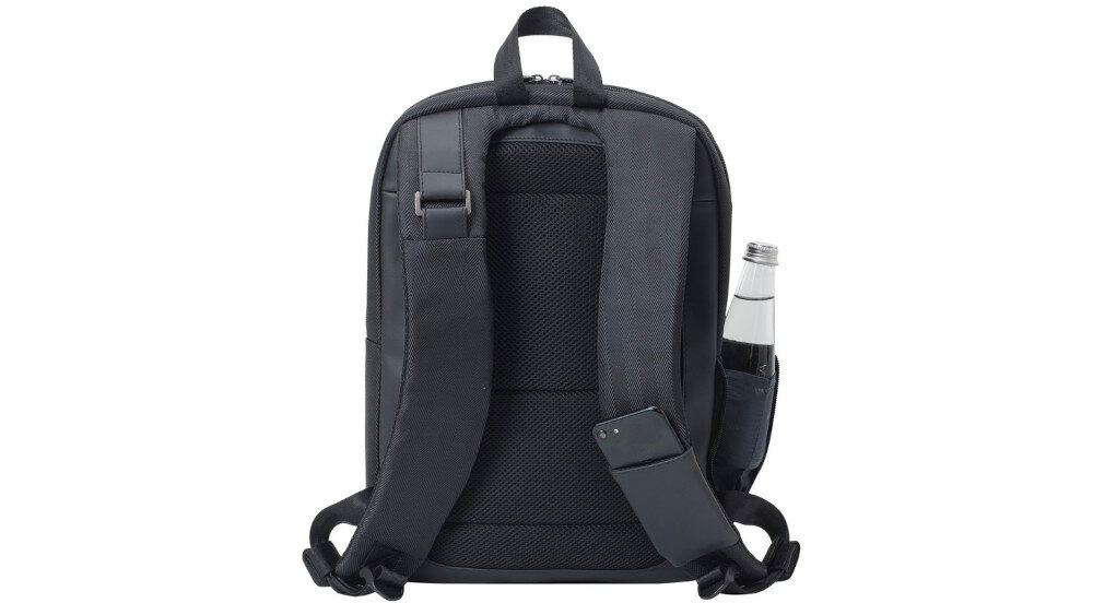 Plecak na laptopa RIVACASE Narita  - regulacja pasków