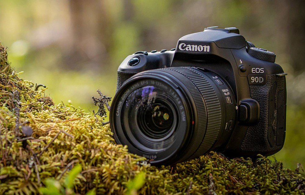 Опис фотоапарата CANON EOS 90D особливості параметри характеристики