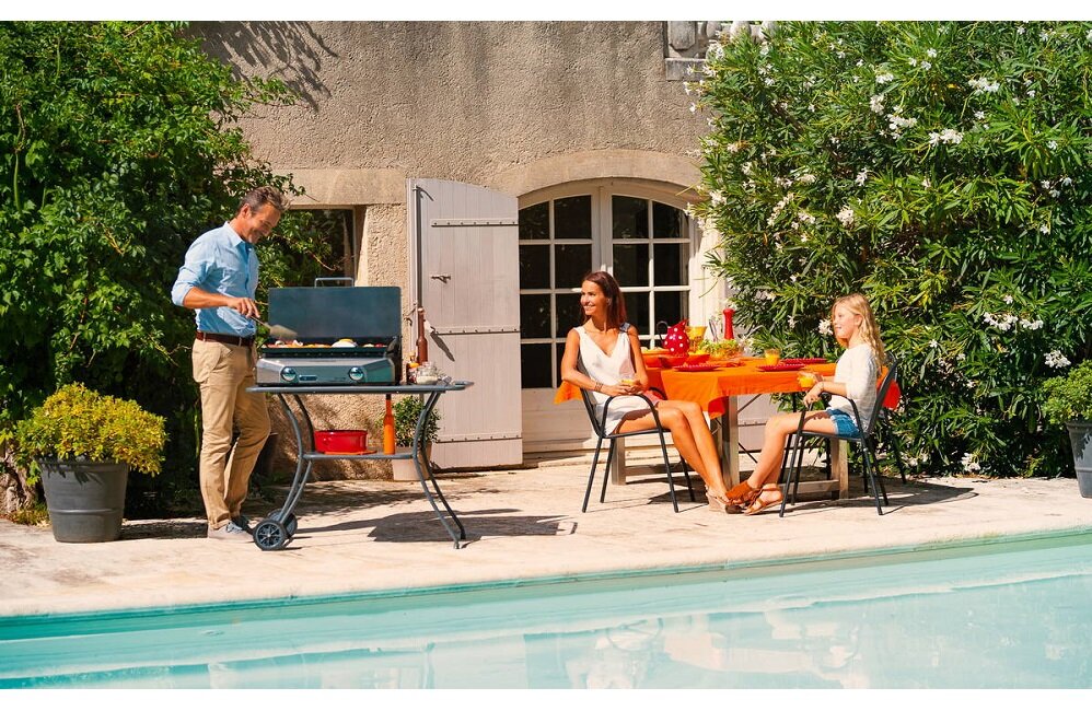 Grill gazowy CAMPINGAZ Master Plancha LX 3000004806 dwa palniki moc InstaStar Pokrywa