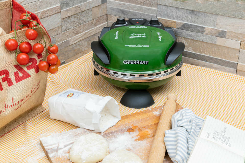 Piec do pizzy G3FERRARI G10006 1200W srednica 33.5 cm Zielony budowa wykonannie dwie plyty grzewcze elementy mozliwosci regulacji temperatury do 400 stopni