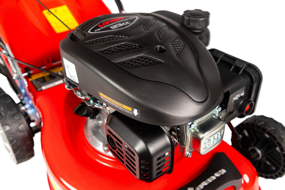 Kosiarka spalinowa GREENSO TB40S03A LC Loncin LC1P65FE-3 z napędem silnik marki Loncin LC1P65FE-3 niezawodna moc wydajnoc technologia czterosuwowa konstrukcja gornozaworowa OHV pojemnosc 123 cm3 plynna efektowna praca moc 2,1 kW zbiornik paliwa pojemnosc 1,0 litra