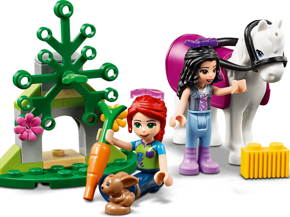 LEGO Friends Przyczepa dla konia Mii 41371 kreatywne myślenie koordynacja wzrokowo-ruchowa rozwija zdolności manualne podkręca wyobraźnię dziecka elementy lasu dla królika skrzynia akcesoriów do pielęgnacji konia