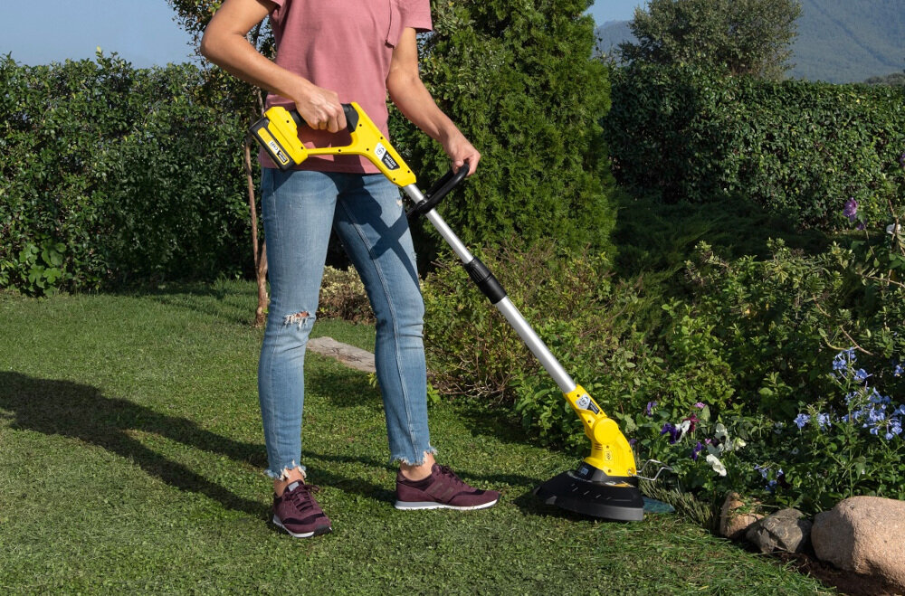 Тример акумуляторний KARCHER 1.444-311.0 подвійна ручка ергономічна форма хороший баланс