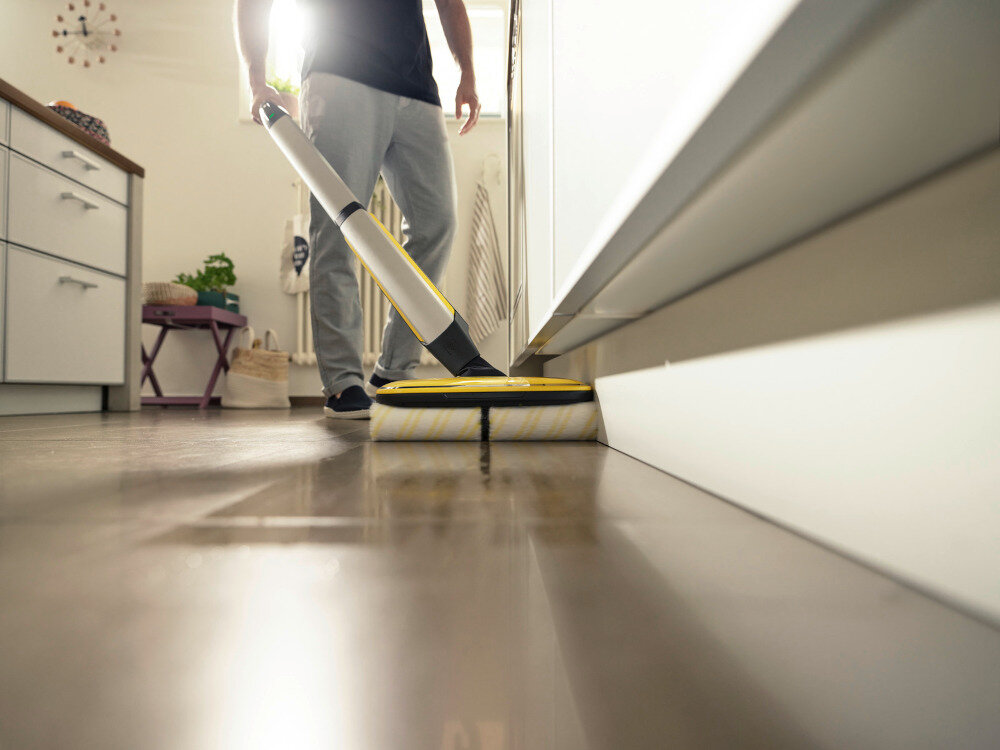 KARCHER FC 7 Акумуляторна електрична швабра 1.055-730.0 чотири рухомі подушечки