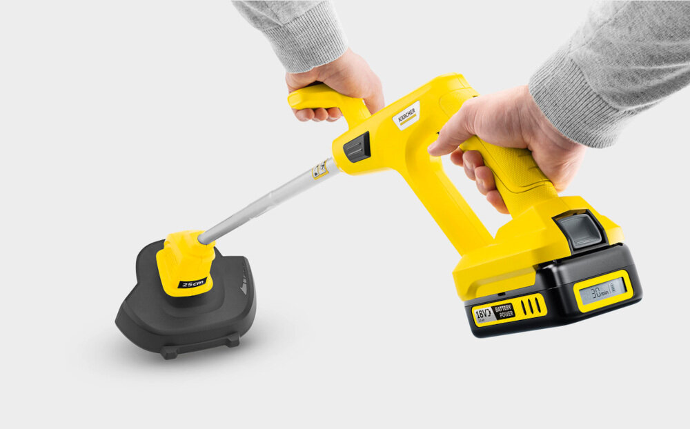 Podkaszarka akumulatorowa KARCHER 1.444-300.0 uchwyt podwójny ergonomiczna forma dobre wyważenie