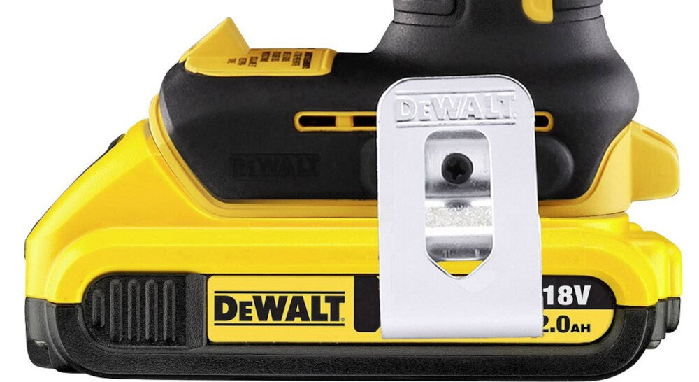 Wiertarko-wkrętarka DEWALT DCD709D2T zaczep do paska wygodne bezpieczne przenoszenie mobilnosc efektywnosc pracy