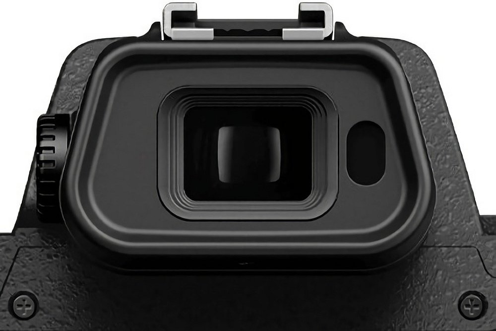 Aparat NIKON Coolpix P950 wizjer