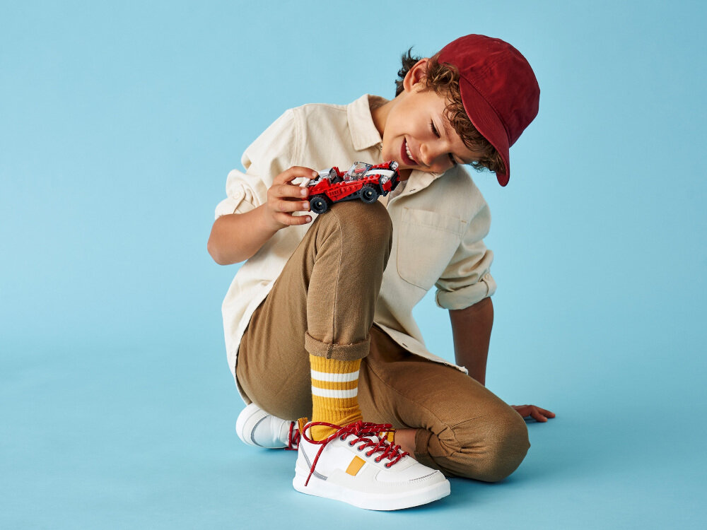 LEGO Porsche 911 RSR.