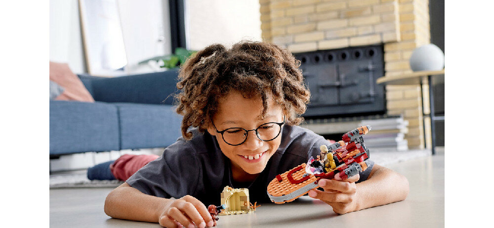 LEGO Star Wars Śmigacz Luke’a Skywalkera 75271 zabawa minifigurki