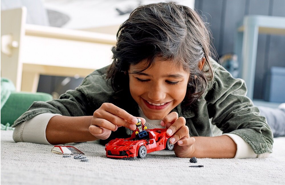 LEGO Speed Champions Ferrari F8 Tributo 76895 dla miłośników samochodów ferrari Najbardziej realistyczne Ferrari w historii Samochody LEGO Speed Champions