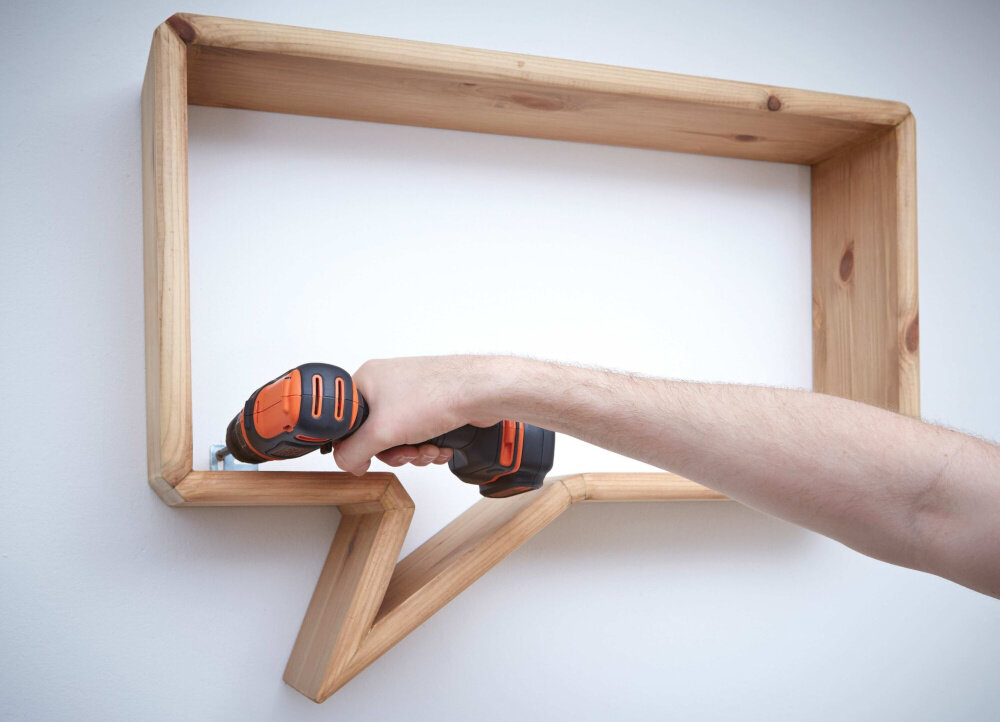 Wiertarko-wkrętarka BLACK&DECKER BDCDD12-QW typ uchwytu z dwoma rekawami uchwyt o srednicy 10 mm stabilne pewne wygodne mocowanie wiertel