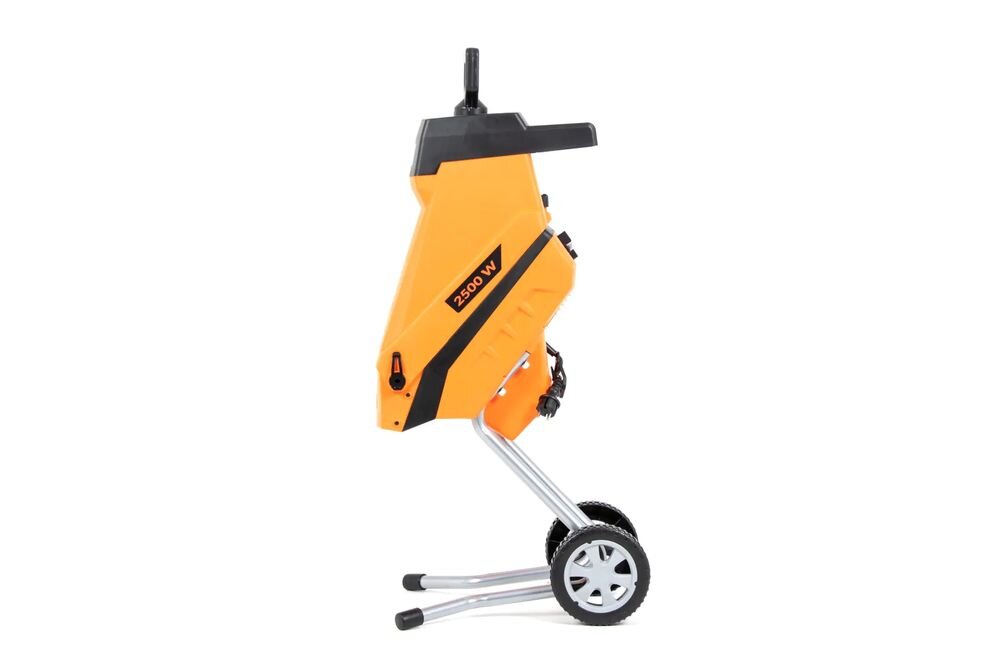 Rozdrabniacz do gałęzi HANDY GTR2545 elektryczny 2500W średnica cięcia 45mm, tarcza, noże, cięcie, ściółka, Elektryczny rozdrabniacz do gałęzi widziany z prawego boku.