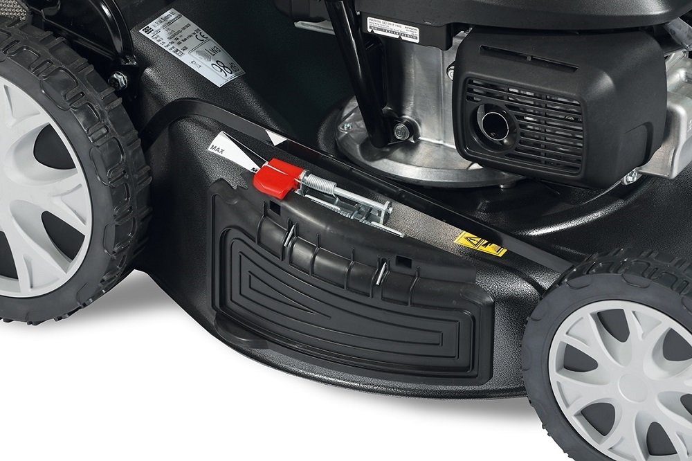 Kosiarka spalinowa MA.RI.NA HR 57 SHKawalek