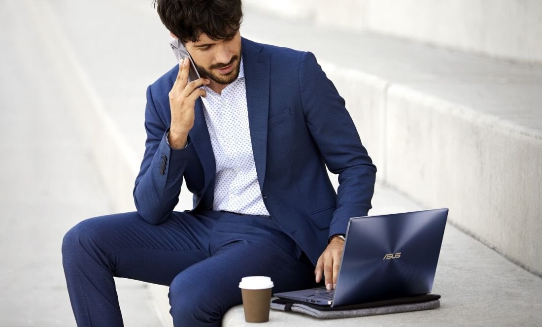 Laptop ASUS ZenBook 14 UX434 - bateria 50 Wh 