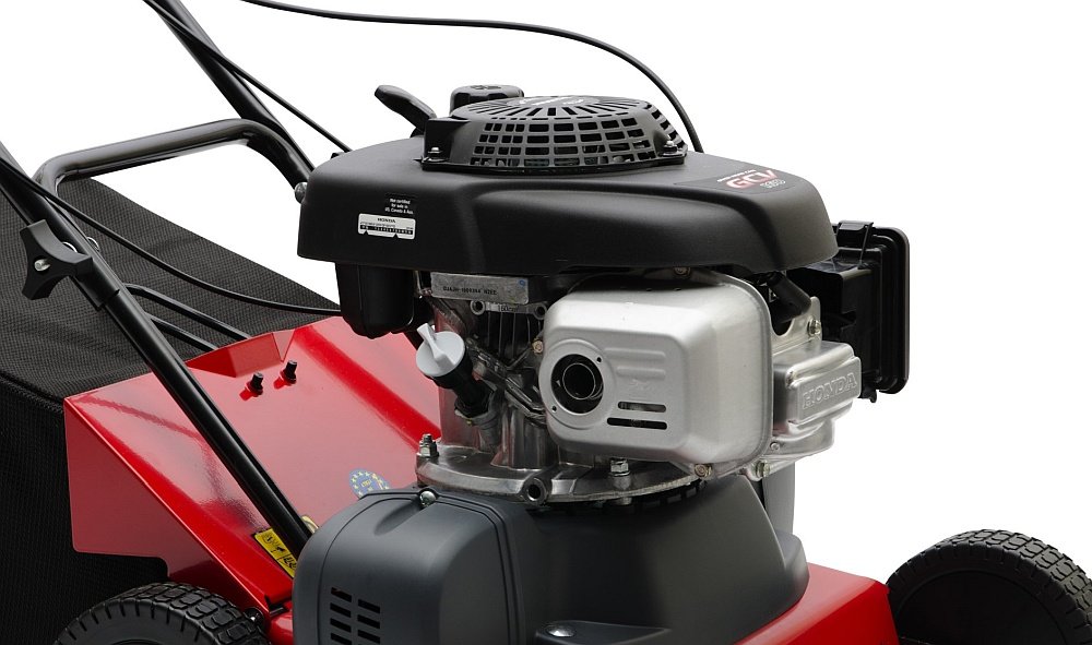 WERTYKULATOR spalinowa EUROSYSTEMS SC42-HONDA-GCV160 Briggs&Statton CR950  silnik moc pojemność napęd 