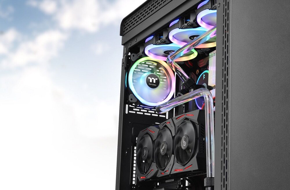 Obudowa THERMALTAKE S500 TG - dwa wbudowane wentylatory obieg powietrza