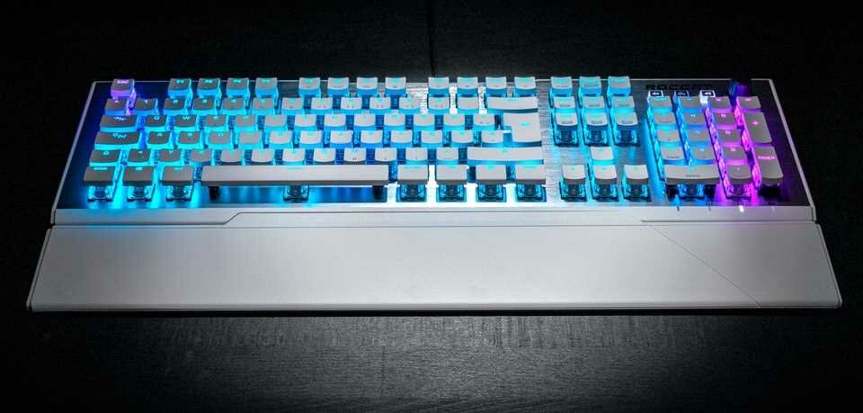 Klawiatura ROCCAT Vulcan 122 AIMO Tactile - PODŚWIETLENIE AIMO