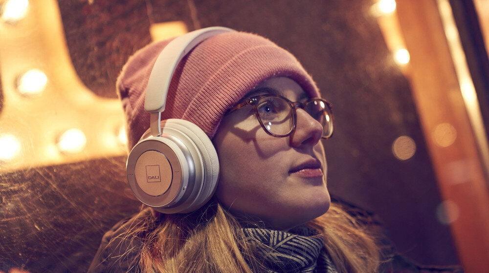 Słuchawki nauszne DALI IO-6 - Słuchaj jak chcesz