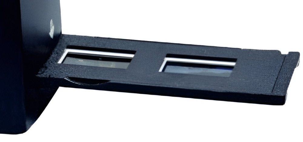 REFLECTA x22 sensor CMOS 1/4 8 megapikseli 3468x2312 pikseli interpolowanej 4904x3268 pikseli automatyczną manualną korektę kolorów ekspozycji