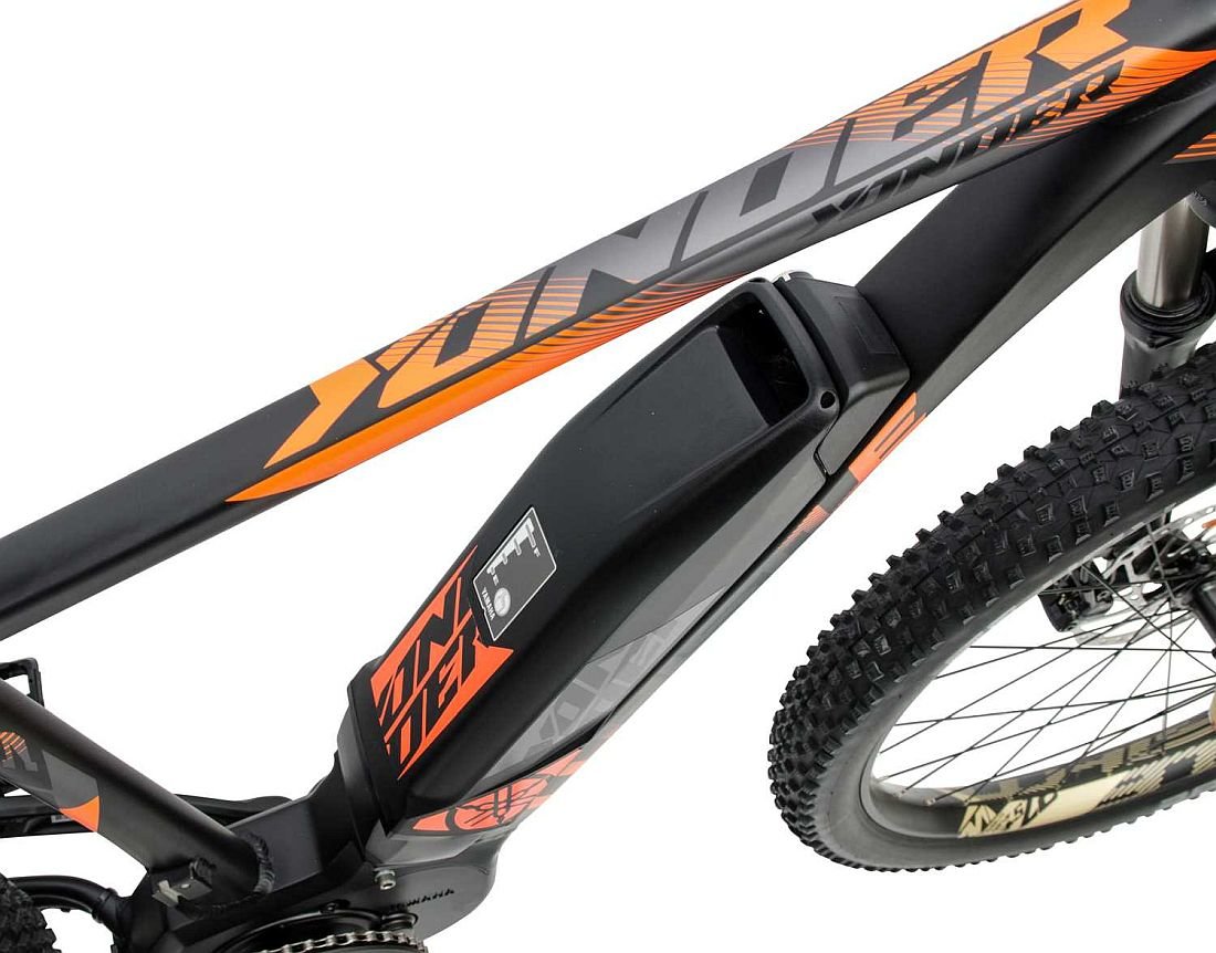 Rower elektryczny WHISTLE Younder S M18 Czarny - zasilanie