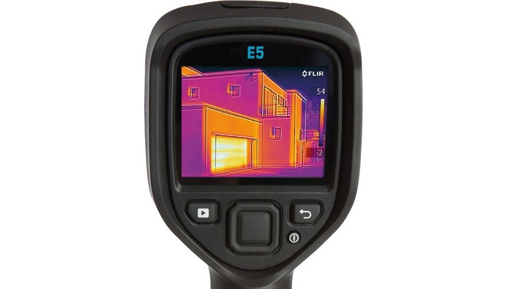 Kamera termowizyjna FLIR E5-XT termowizja budownictwo obiektyw pomiar temperatura wifi obsługa łączność bateria