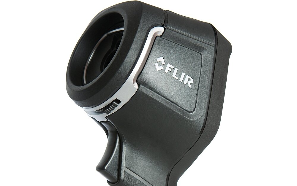 Kamera termowizyjna FLIR TG297 ekran pomiar dokładność bateria obudowa