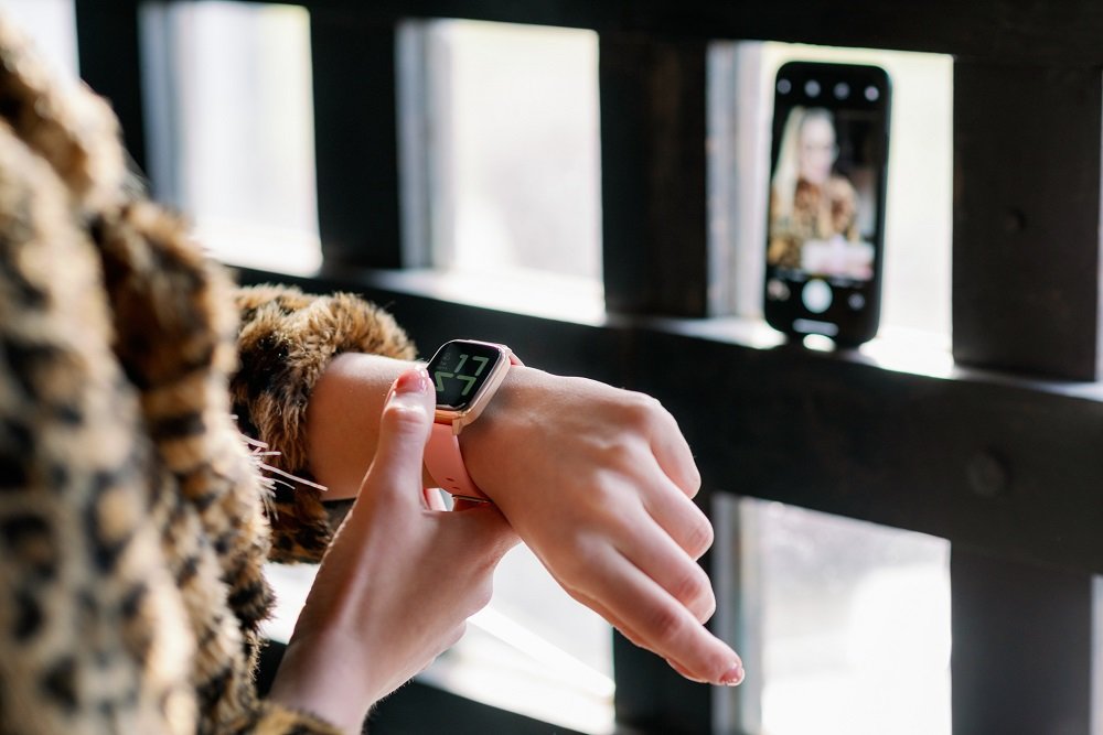 Smartwatch GARETT Women Ada wymienne paski IP67 pył wilgoć wodoszczelność