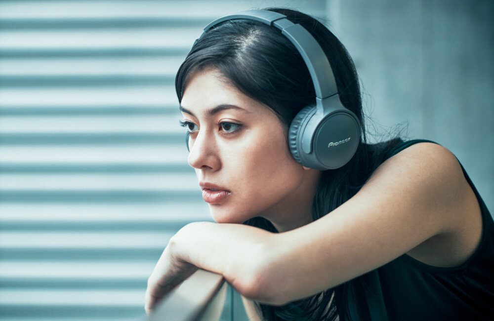 SŁUCHAWKI BLUETOOTH PIONEER SES6BNH ANC NAUSZNE SZARY multi point bezprzewodowe połączenie słuchawek