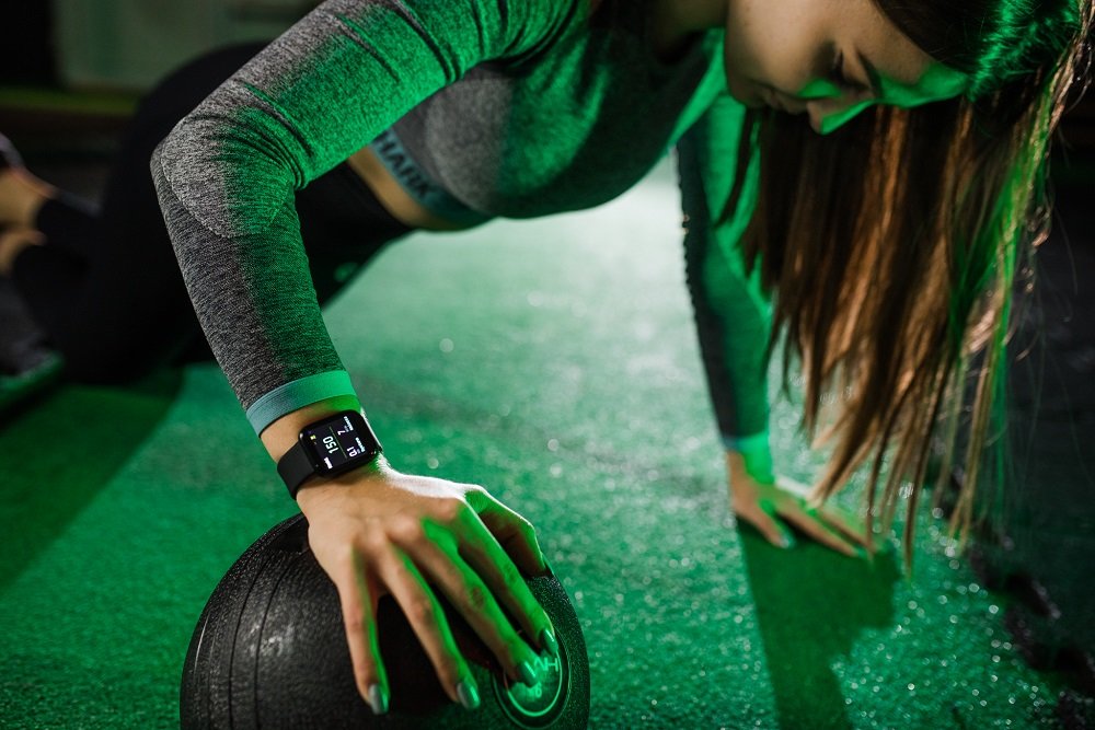 Smartwatch GARETT Women Eva trening pomiar ciśnienia tentna monitor aktywności krokomierz