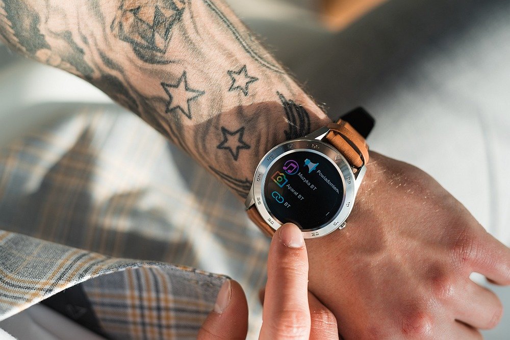 Smartwatch GARETT GT22S odpornosc certyfikat obudowa pasek pył kurz woda pływanie bransoleta