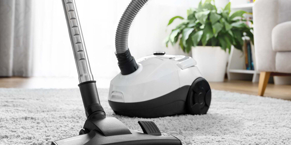 Odkurzacz SENCOR SVC 5500WH Silence Technology odkurzanie podłogi dywany regulacja mocy