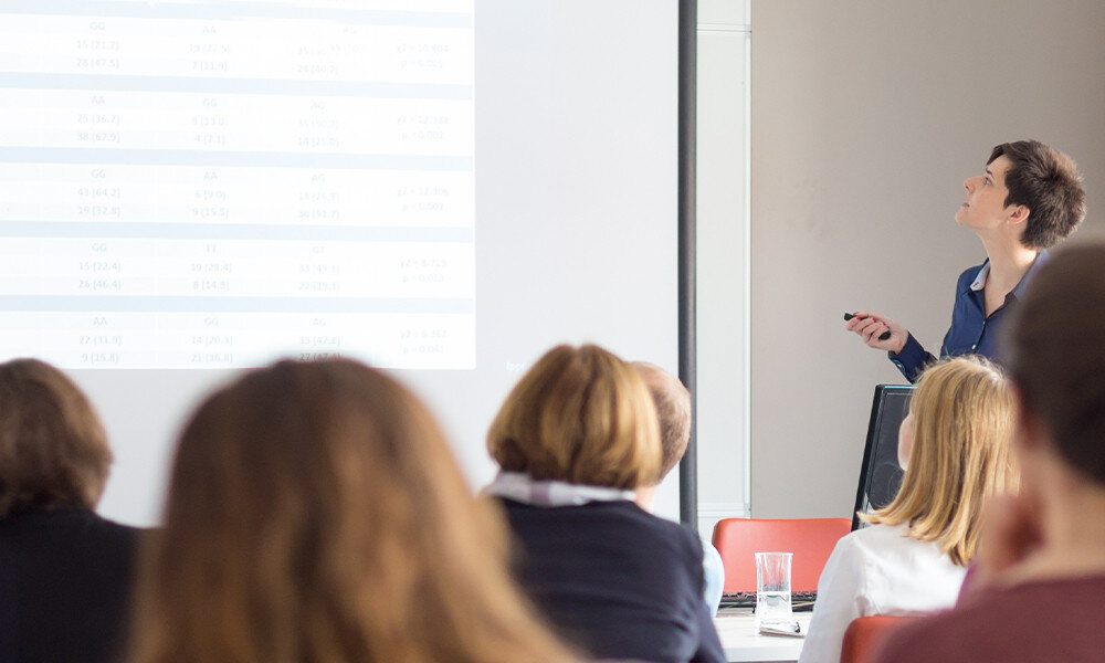 Projektor ACER X1226AH lampa żywotność moc jasność