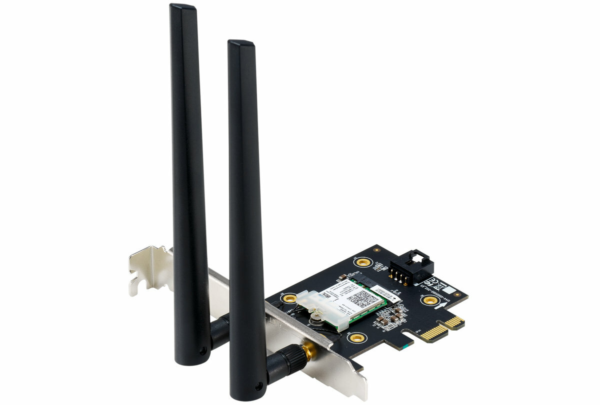 ASUS-PCE-AX3000-zlaczone-anteny