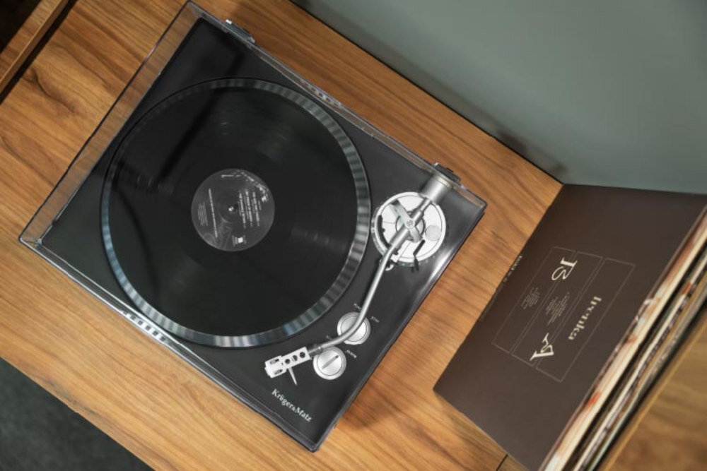 Gramofon KRUGER&MATZ TT-602 - Design gramofonu