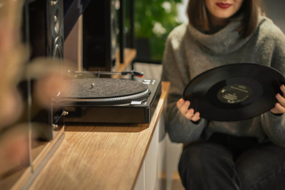 Gramofon KRUGER&MATZ TT-501 - Uniwersalne możliwości