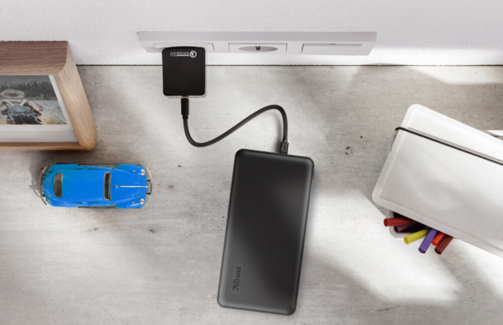 Powerbank TRUST Primo 20000mAh Czarny ładowanie moc szybkie ładowanie dioda led wskaźnik stan naładowania