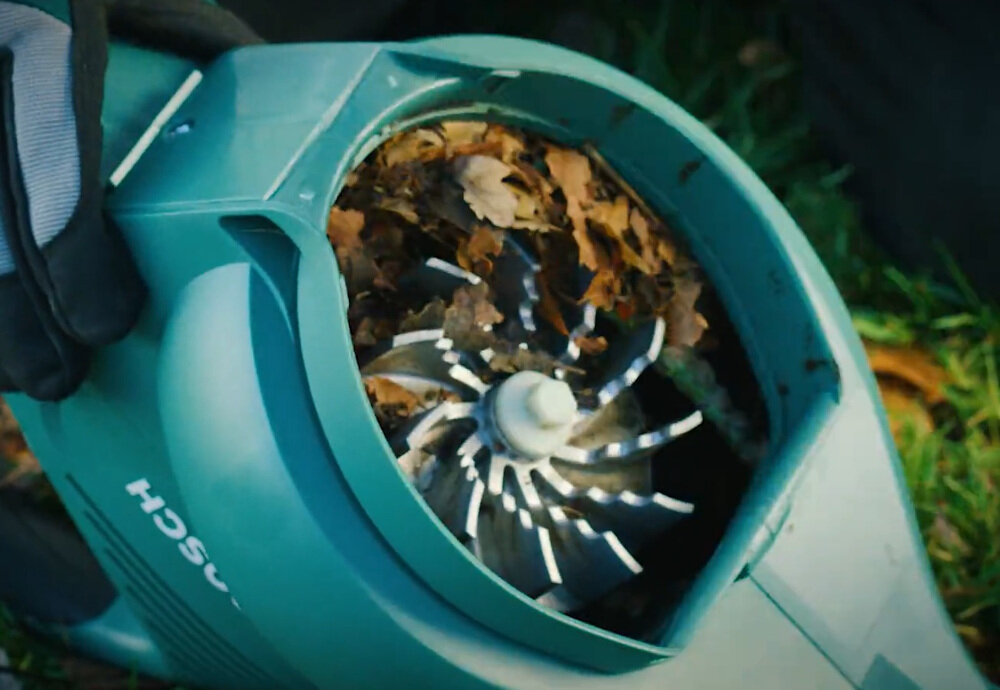 Odkurzacz do liści BOSCH Universal Garden Tidy 06008B1000 urządzenie 3w1 funkcje nadmuchu odkurzacza rozdrabniania metalowy wentylator optymalna wydajność spiralna konstrukcja