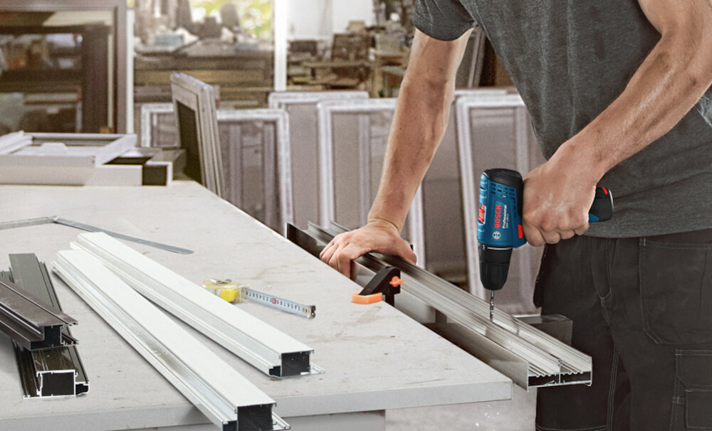 Wiertarko-wkrętarka BOSCH GSR 120-LI do stali i drewna średnica trzpienia