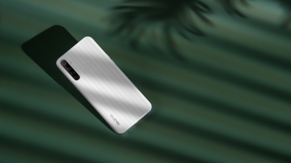 Smartfon REALME 6i ładowanie