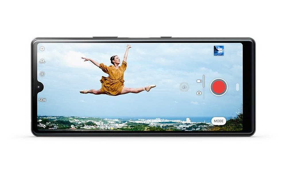 Smartfon SONY Xperia L4 format