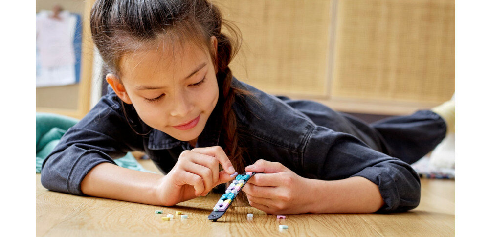 LEGO Dots Bransoletka z cudami kosmosu 41903 dla kreatywnych dzieci