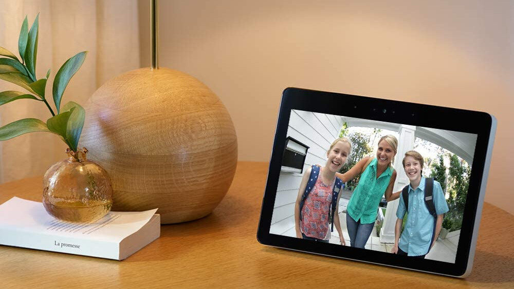 głośnik mobilny AMAZON Echo Show 2 - brzmienie
