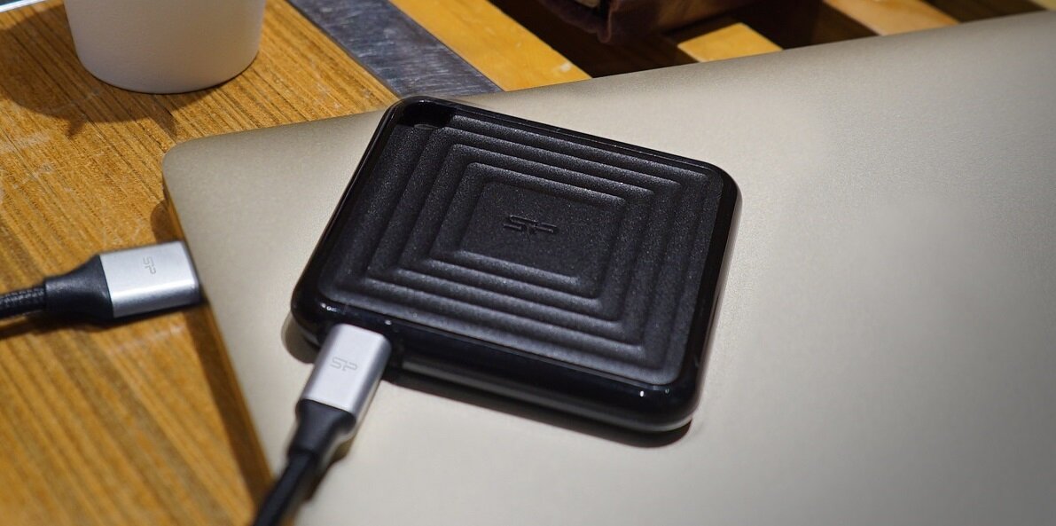 Dysk SILICON POWER PC60 wymiary Szyfrowanie 256-bit AES Kompatybilność z Windows i Mac OS Maksymalna prędkość odczytu  Maksymalna prędkość zapisu