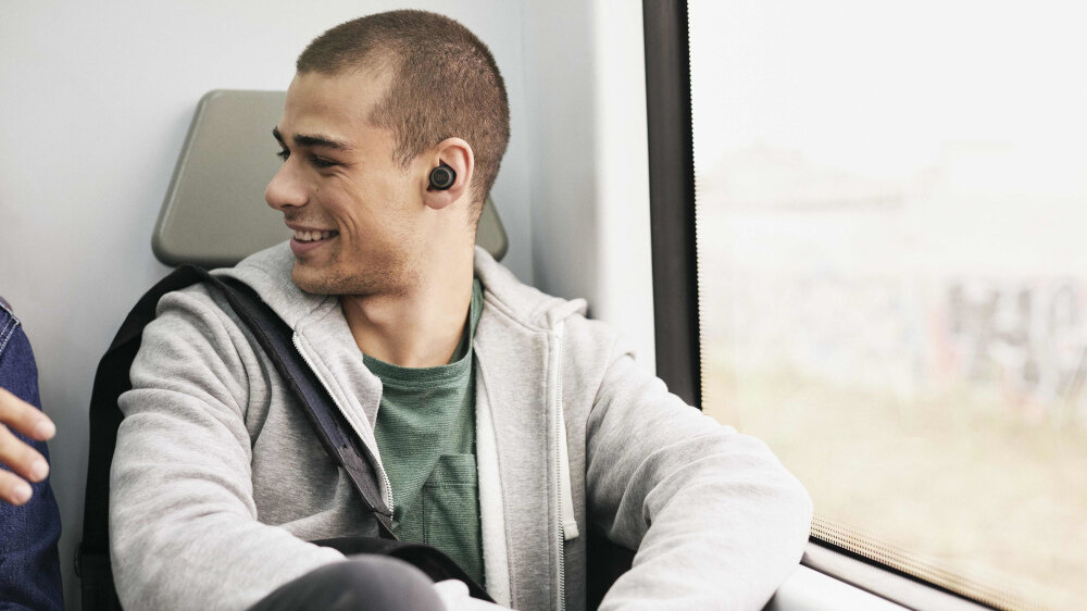 Słuchawki dokanałowe JBL Live 300TWS - asystent głosowy