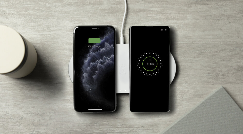 Ładowarka indukcyjna BELKIN Boost Charge Dual dioda led