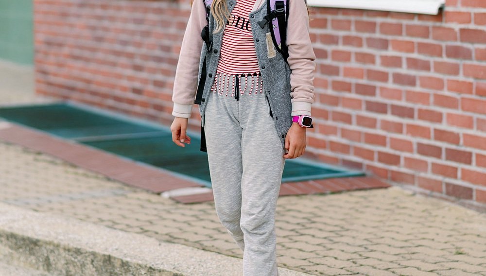 Smartwatch GARETT Kids 4G krokomierz aktywność monitoring sport ćwiczenia trening sen monitor snu 