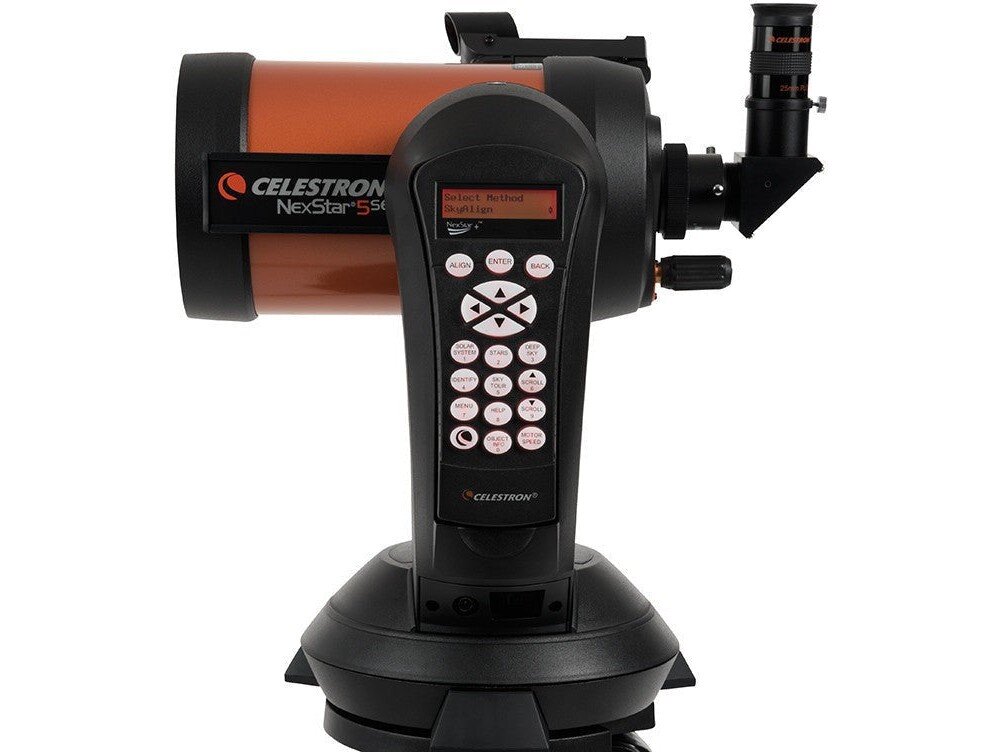 Teleskop CELESTRON NexStar 5SE kadr na panel sterowania