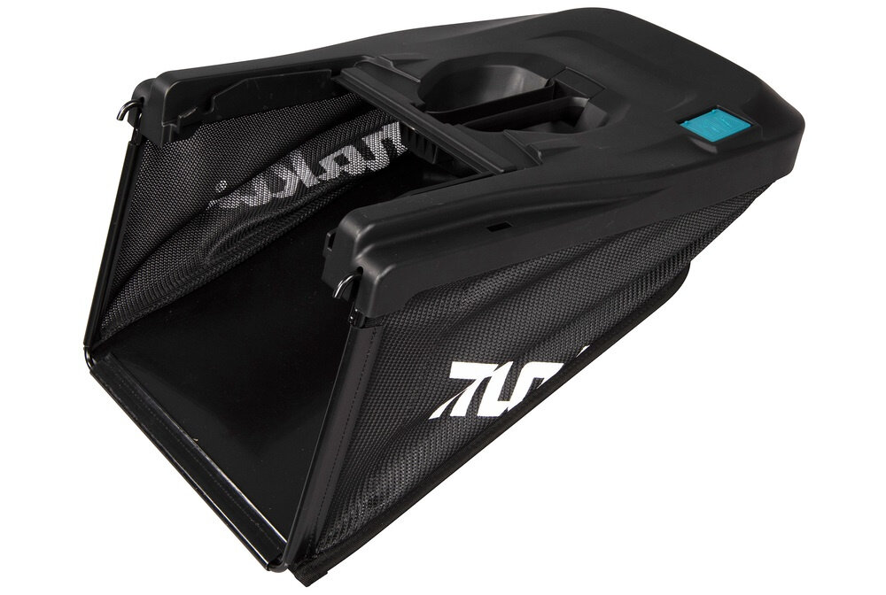 Kosiarka akumulatorowa MAKITA DLM382Z kosz na białym tle tekstylny kosz na trawę o pojemności 40 litrów wskaźnik poziomu zapełnienia kontrola ilość zgromadzonej trawy elastyczny materiał kosza umożliwia szybkie opróżnianie i wygodne przechowywanie