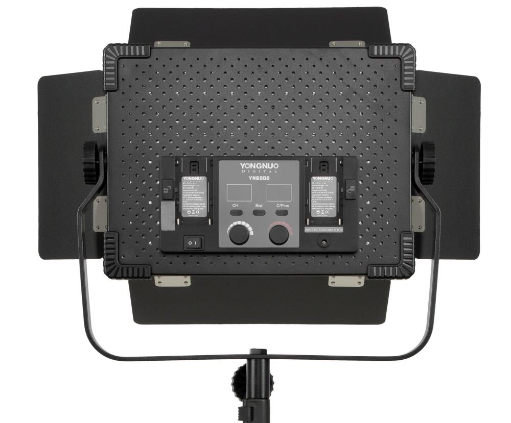 Lampa LED YONGNUO YN6000 WB barwa jasność zasilanie bateria montaż aparat zdjęcia filmy obsługa regulacja waga led wymiary