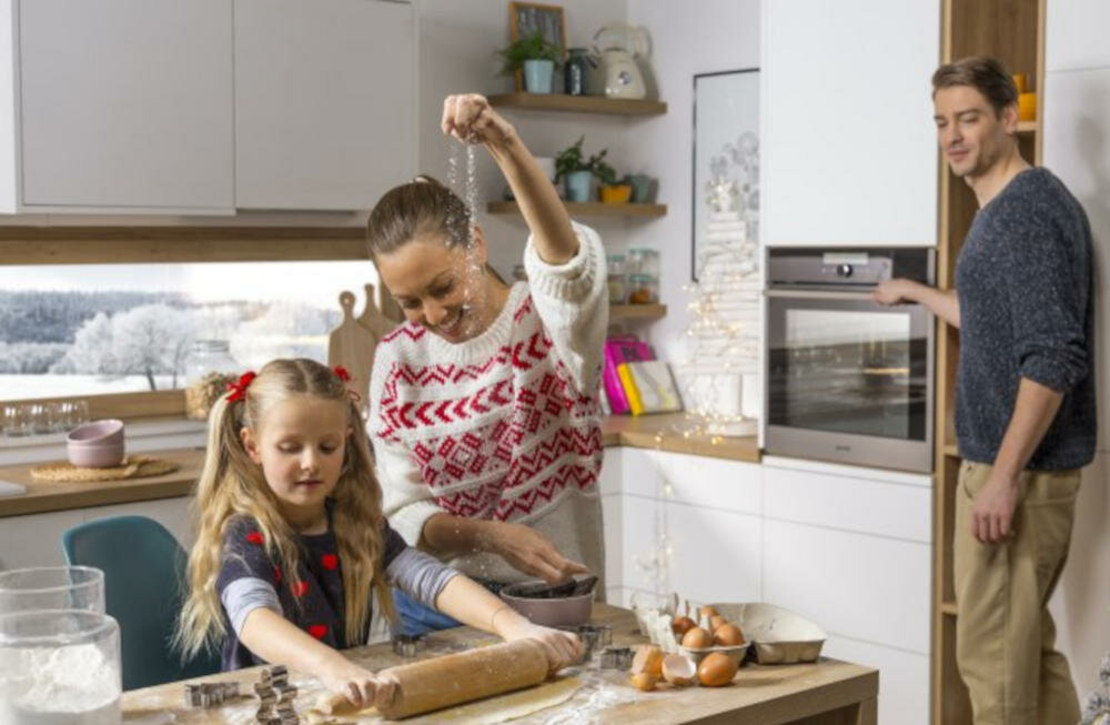 GORENJE-BO735E20BG-M piekarnik dynamicooling system chłodzenie zewnętrzna powierzchnia zapobieganie uszkodzeniom